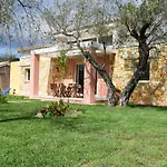 Three Stars Luxury Villas