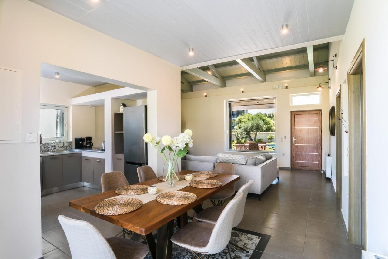 Three Stars Luxury Moraitika