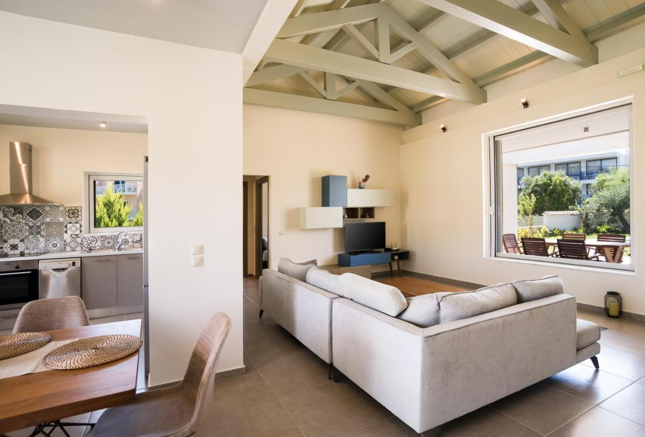 Willa Three Stars Luxury Moraitika